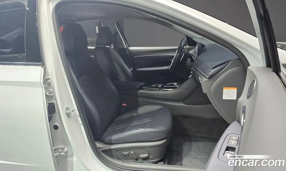 Hyundai Sonata 2019 2.0 автомат (гидро), фото 16