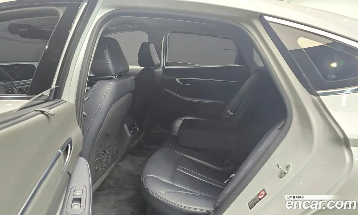 Hyundai Sonata 2019 2.0 автомат (гидро), фото 17
