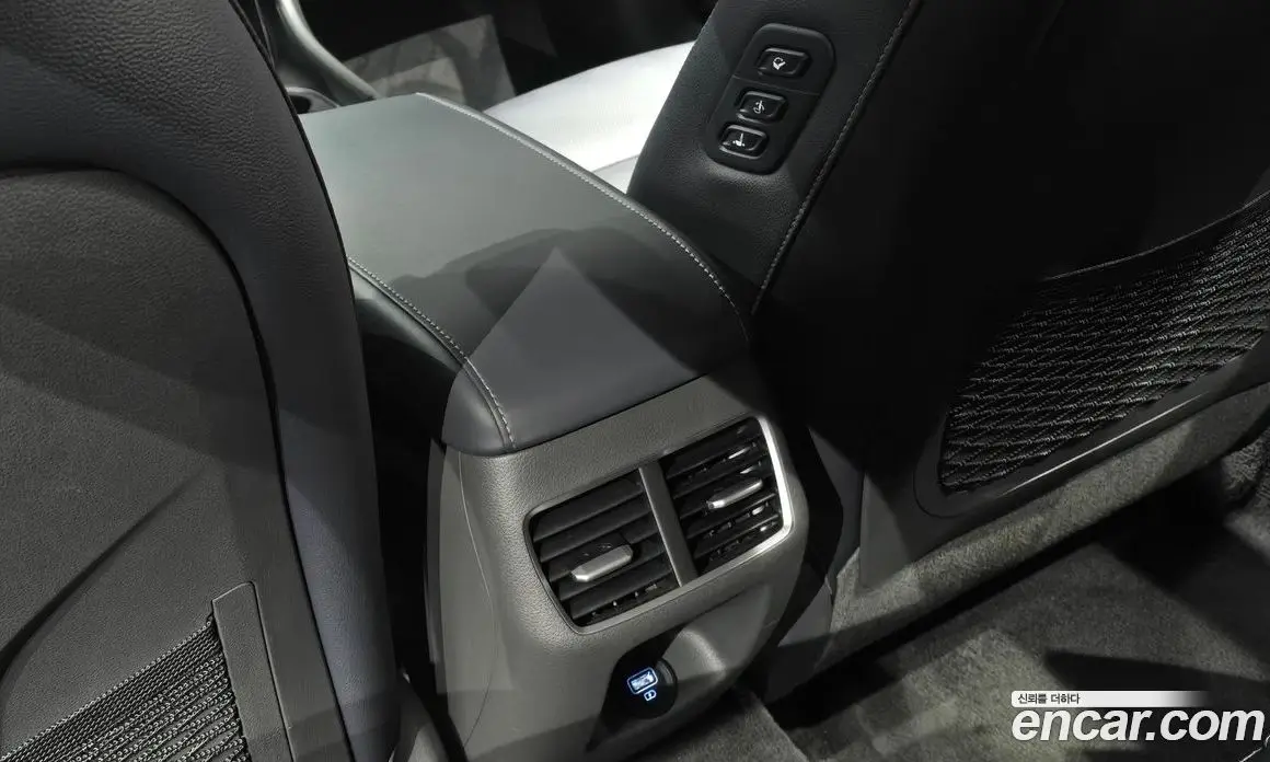 Hyundai Sonata 2019 2.0 автомат (гидро), фото 30