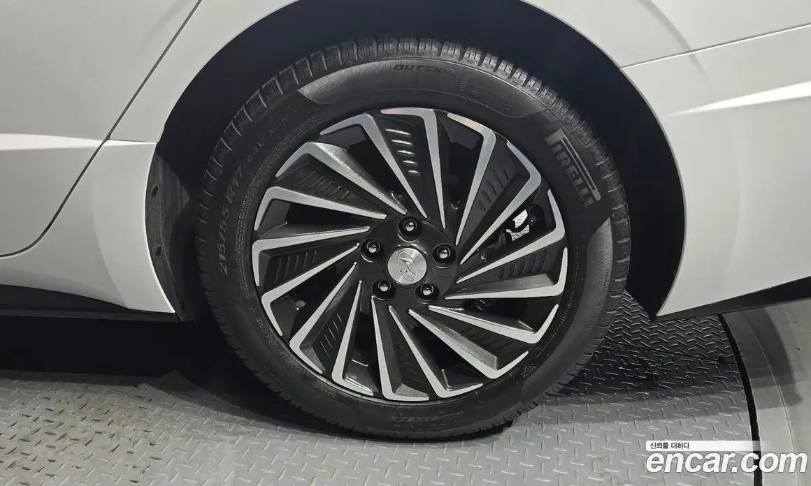 Hyundai Sonata 2019 2.0 автомат (гидро), фото 7