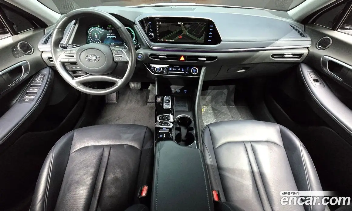 Hyundai Sonata 2019 2.0 автомат (гидро), фото 10