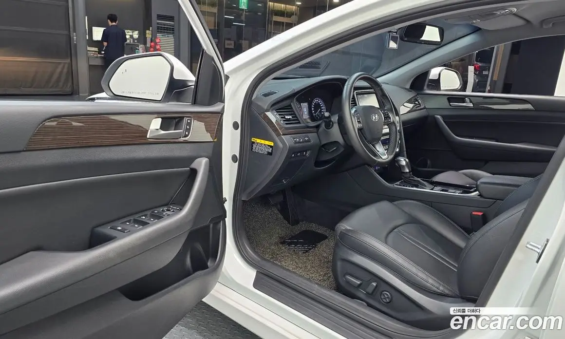 Hyundai Sonata 2019 2.0 автомат (гидро), фото 13 Hyundai Sonata 2019 2.0 автомат (гидро), фото 13
