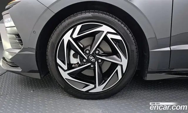 Hyundai Sonata 2023 1.6 автомат (гидро), миниатюра 5 Hyundai Sonata 2023 1.6 автомат (гидро), миниатюра 5
