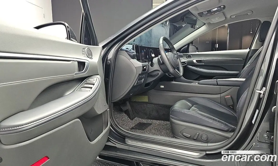 Hyundai Sonata 2023 1.6 автомат (гидро), фото 10 Hyundai Sonata 2023 1.6 автомат (гидро), фото 10