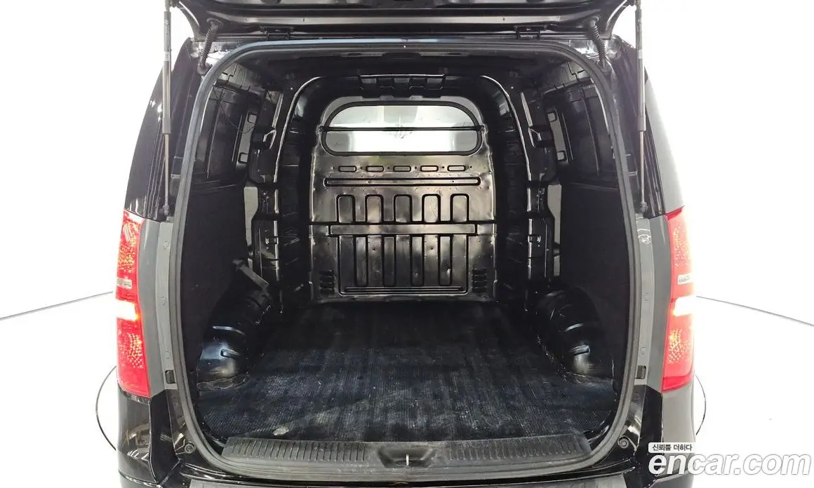 Hyundai Starex 2020 2.5 автомат (гидро), фото 26 Hyundai Starex 2020 2.5 автомат (гидро), фото 26