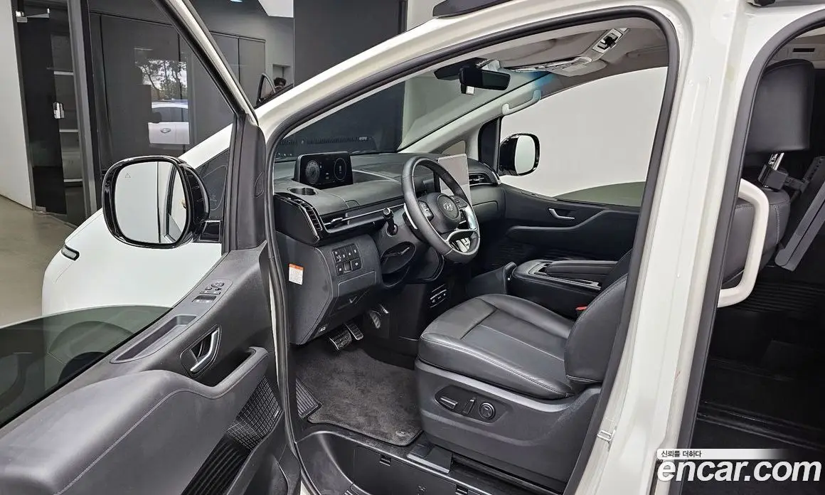 Hyundai Staria 2022 2.2 автомат (гидро), фото 11 Hyundai Staria 2022 2.2 автомат (гидро), фото 11