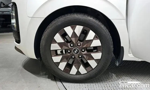 Hyundai Staria 2022 2.2 автомат (гидро), миниатюра 5 Hyundai Staria 2022 2.2 автомат (гидро), миниатюра 5