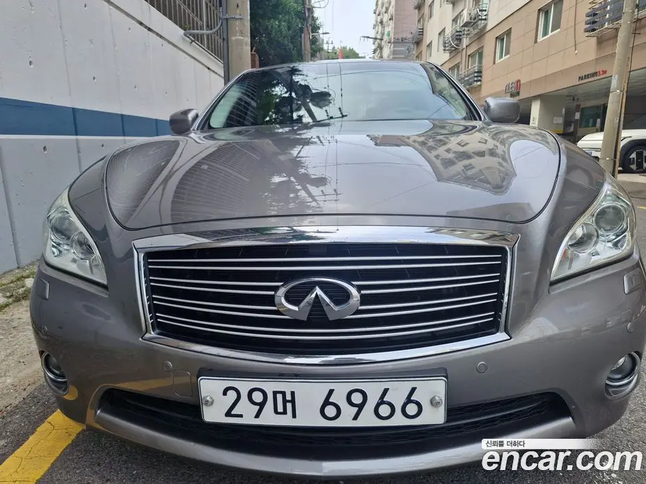 Infiniti M 2011 3.7 автомат (гидро), фото 1 Infiniti M 2011 3.7 автомат (гидро), фото 1