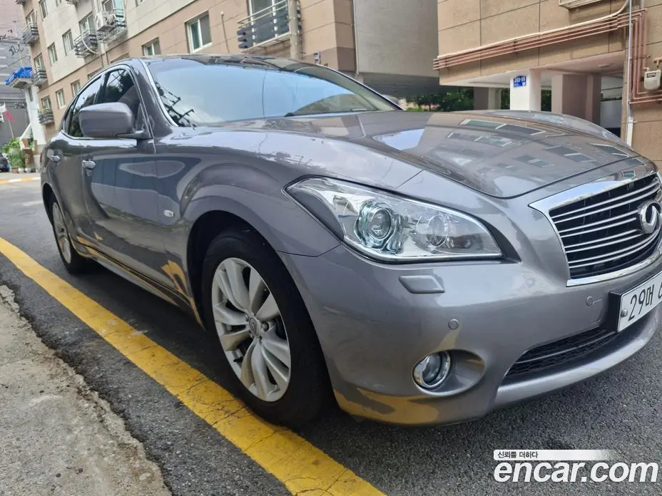Infiniti M 2011 3.7 автомат (гидро), фото 2 Infiniti M 2011 3.7 автомат (гидро), фото 2