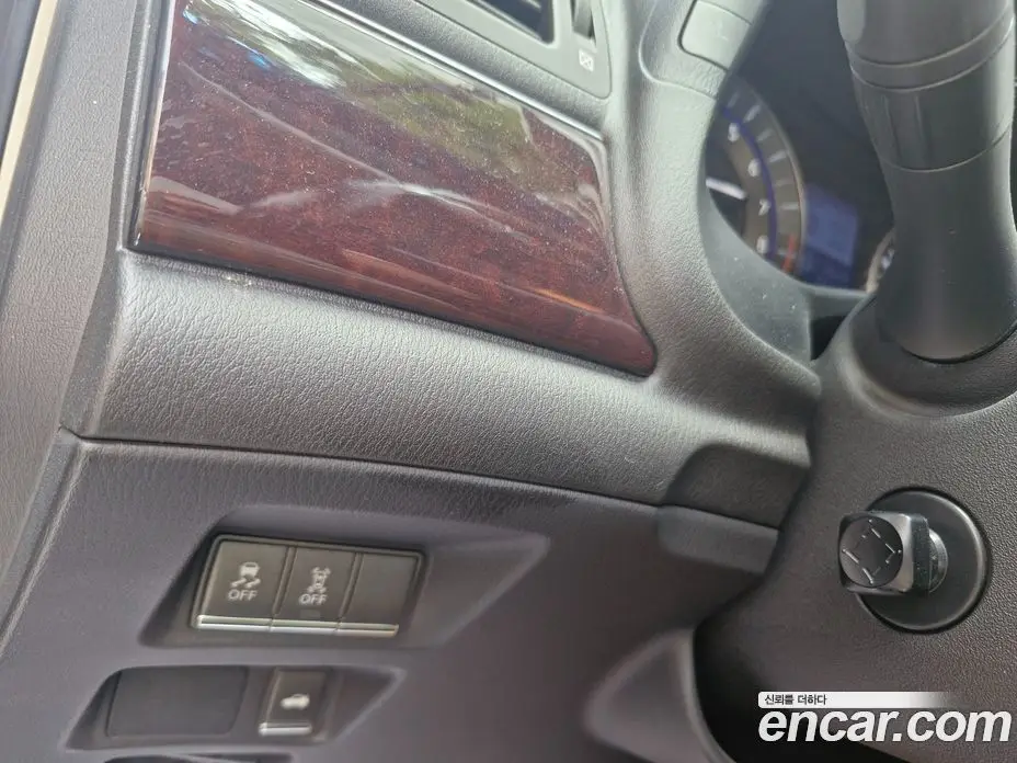 Infiniti M 2011 3.7 автомат (гидро), фото 9 Infiniti M 2011 3.7 автомат (гидро), фото 9