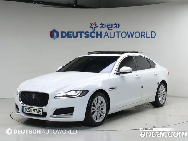 Jaguar XF 2020 2.0 автомат (гидро), миниатюра 1 Jaguar XF 2020 2.0 автомат (гидро), миниатюра 1
