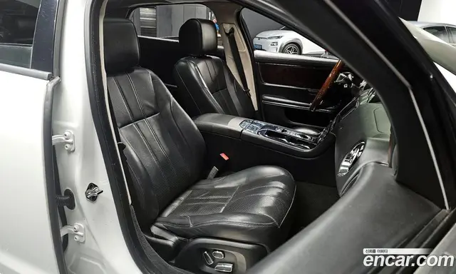 Jaguar XJ 2011 3.0 автомат (гидро), миниатюра 10 Jaguar XJ 2011 3.0 автомат (гидро), миниатюра 10