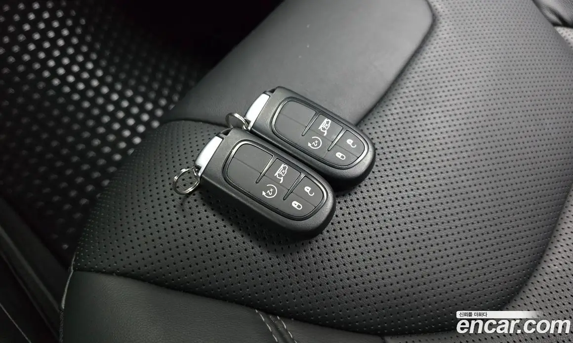Jeep Cherokee 2021 2.4 автомат (гидро), фото 28 Jeep Cherokee 2021 2.4 автомат (гидро), фото 28