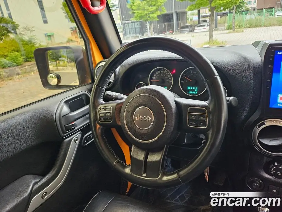 Jeep Wrangler 2012 2.8 автомат (гидро), фото 15 Jeep Wrangler 2012 2.8 автомат (гидро), фото 15