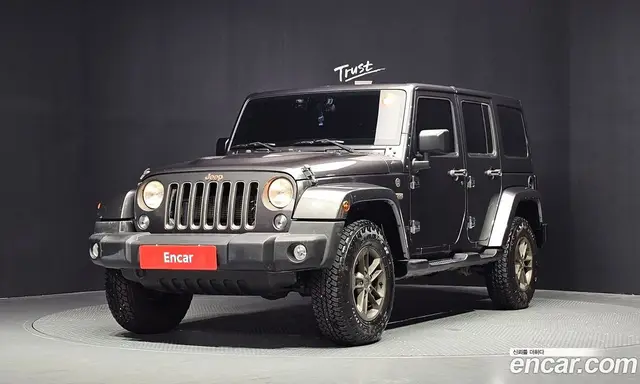 Jeep Wrangler 2016 3.6 автомат (гидро), миниатюра 1 Jeep Wrangler 2016 3.6 автомат (гидро), миниатюра 1