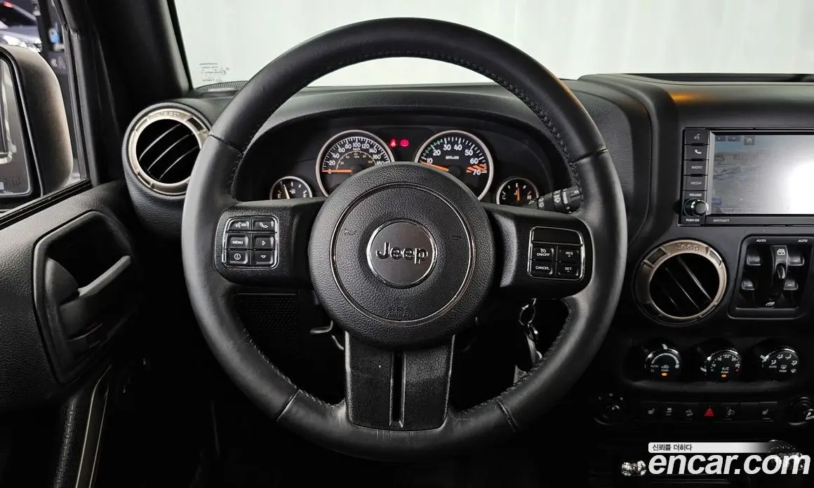 Jeep Wrangler 2016 3.6 автомат (гидро), фото 13 Jeep Wrangler 2016 3.6 автомат (гидро), фото 13