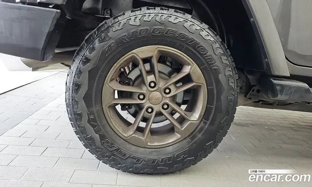 Jeep Wrangler 2016 3.6 автомат (гидро), миниатюра 5 Jeep Wrangler 2016 3.6 автомат (гидро), миниатюра 5