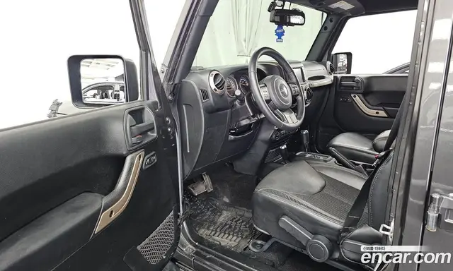 Jeep Wrangler 2016 3.6 автомат (гидро), миниатюра 10 Jeep Wrangler 2016 3.6 автомат (гидро), миниатюра 10