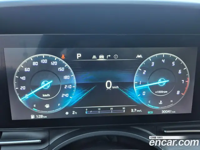 Kia Carnival 2023 3.5 автомат (гидро), миниатюра 9 Kia Carnival 2023 3.5 автомат (гидро), миниатюра 9