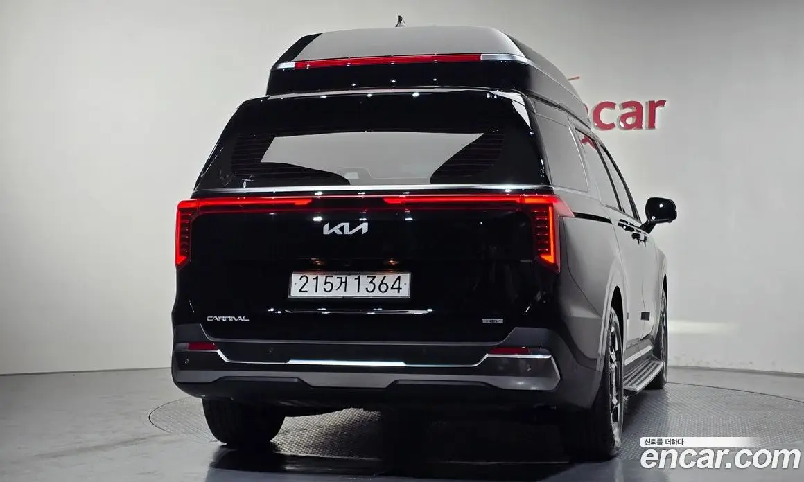 Kia Carnival 2026 1.6 автомат (гидро), фото 4 Kia Carnival 2026 1.6 автомат (гидро), фото 4
