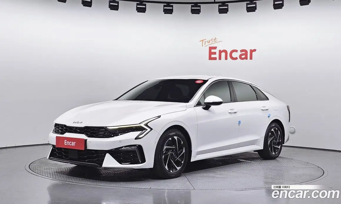 Kia K5 (Optima) 2024 2.0 автомат (гидро), фото 1 Kia K5 (Optima) 2024 2.0 автомат (гидро), фото 1