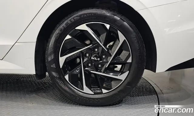 Kia K5 (Optima) 2024 2.0 автомат (гидро), миниатюра 7 Kia K5 (Optima) 2024 2.0 автомат (гидро), миниатюра 7