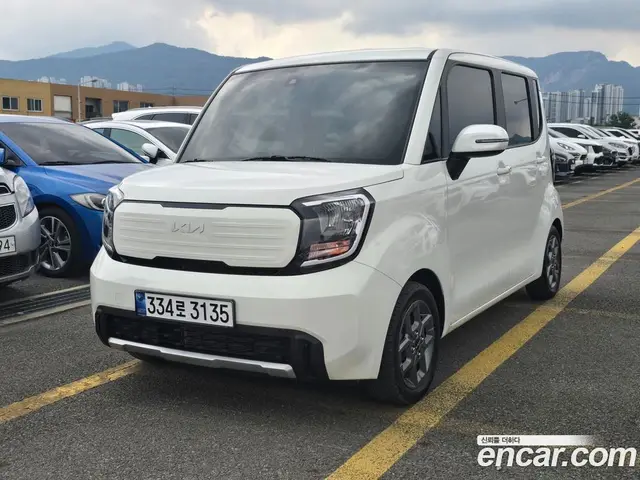Kia Ray 2023 1.0 автомат (гидро), миниатюра 1 Kia Ray 2023 1.0 автомат (гидро), миниатюра 1