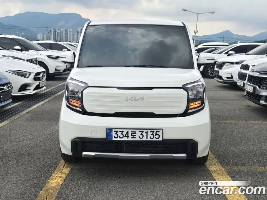 Kia Ray 2023 1.0 автомат (гидро), фото 2 Kia Ray 2023 1.0 автомат (гидро), фото 2