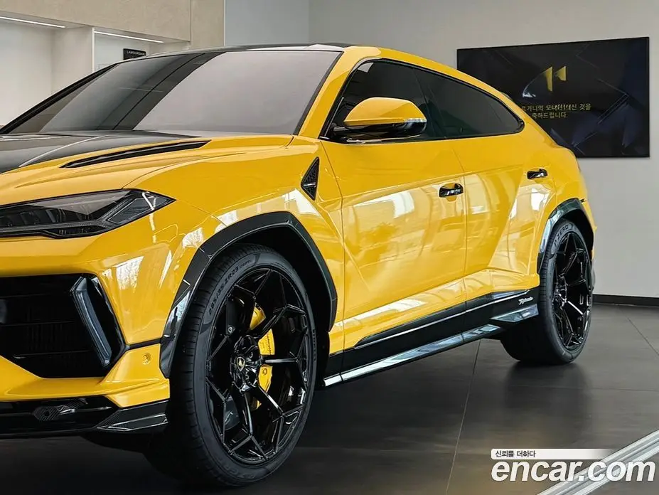 Lamborghini Urus 2024 4.0 автомат (гидро), фото 2 Lamborghini Urus 2024 4.0 автомат (гидро), фото 2