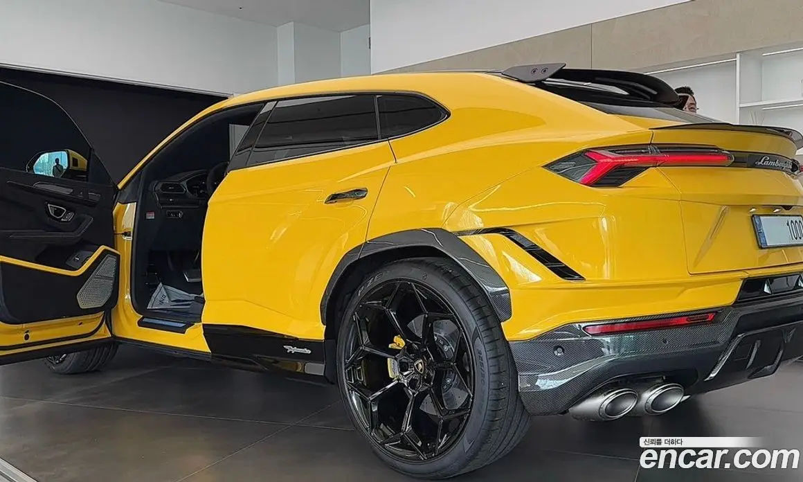 Lamborghini Urus 2024 4.0 автомат (гидро), фото 6 Lamborghini Urus 2024 4.0 автомат (гидро), фото 6