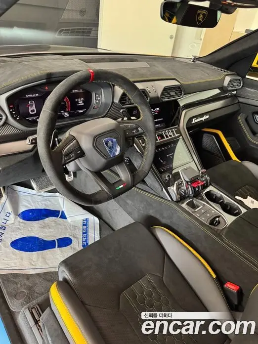Lamborghini Urus 2024 4.0 автомат (гидро), фото 7 Lamborghini Urus 2024 4.0 автомат (гидро), фото 7