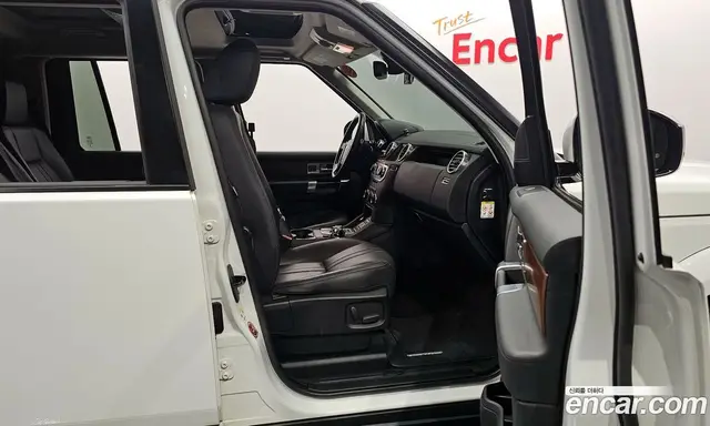 Land Rover Discovery 2016 3.0 автомат (гидро), миниатюра 11