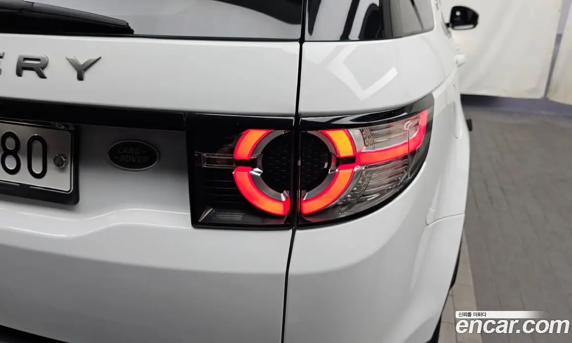 Land Rover Discovery Sport 2018 2.0 автомат (гидро), фото 9 Land Rover Discovery Sport 2018 2.0 автомат (гидро), фото 9