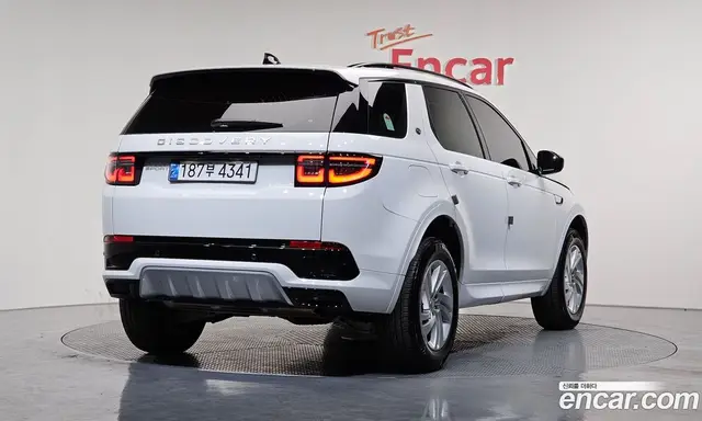 Land Rover Discovery Sport, 2024, 10 647 км