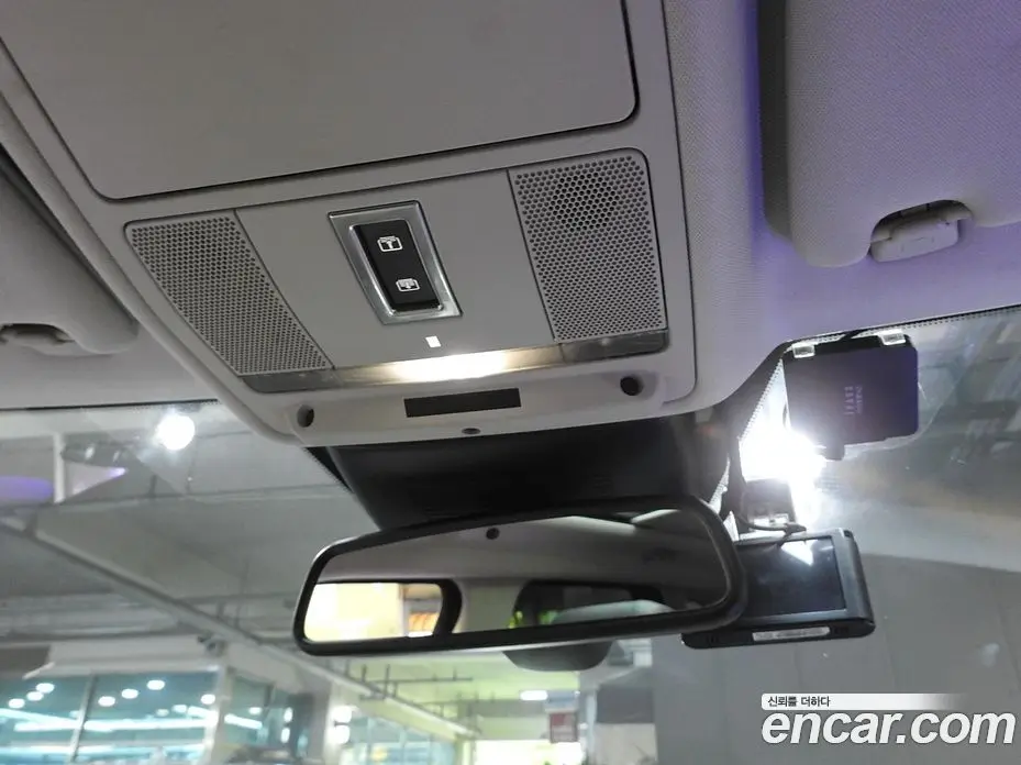 Land Rover Range Rover Evoque 2017 2.0 автомат (гидро), фото 17 Land Rover Range Rover Evoque 2017 2.0 автомат (гидро), фото 17