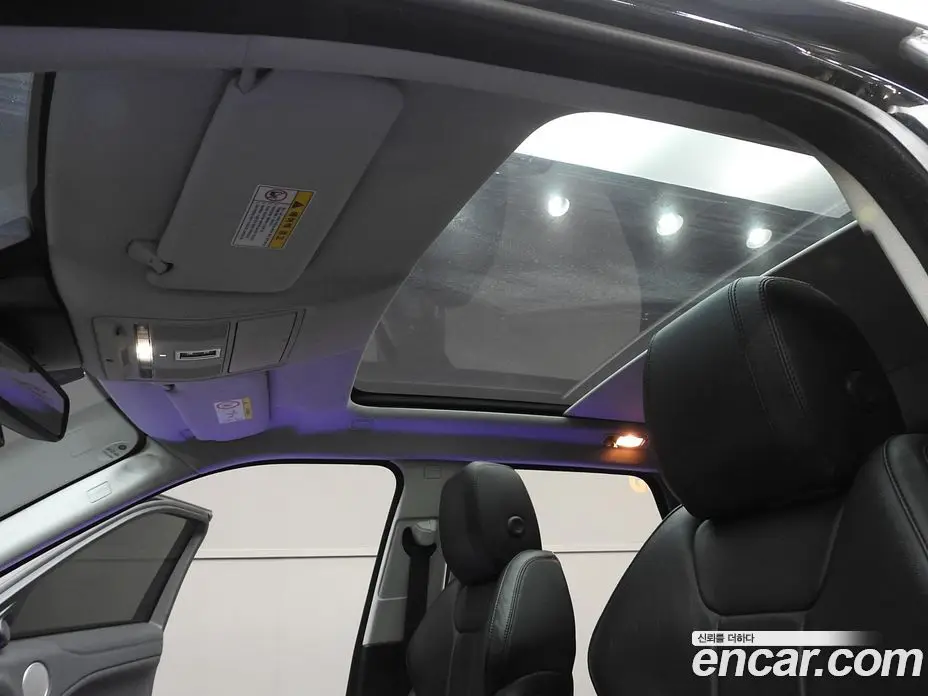 Land Rover Range Rover Evoque 2017 2.0 автомат (гидро), фото 18 Land Rover Range Rover Evoque 2017 2.0 автомат (гидро), фото 18