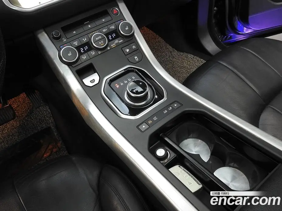 Land Rover Range Rover Evoque 2017 2.0 автомат (гидро), фото 9 Land Rover Range Rover Evoque 2017 2.0 автомат (гидро), фото 9
