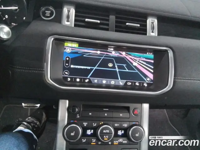 Land Rover Range Rover Evoque 2018 2.0 автомат (гидро), миниатюра 11 Land Rover Range Rover Evoque 2018 2.0 автомат (гидро), миниатюра 11