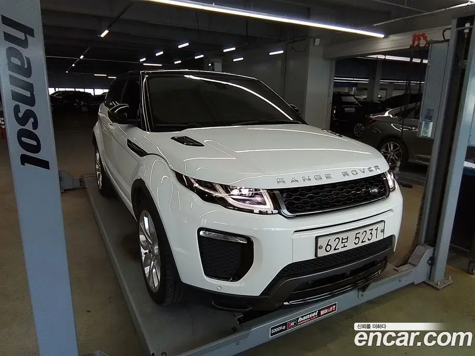 Land Rover Range Rover Evoque 2018 2.0 автомат (гидро), фото 3 Land Rover Range Rover Evoque 2018 2.0 автомат (гидро), фото 3