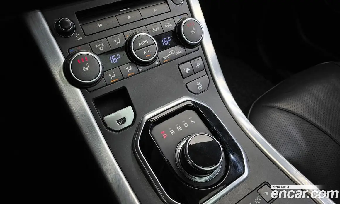 Land Rover Range Rover Evoque 2019 2.0 автомат (гидро), фото 9