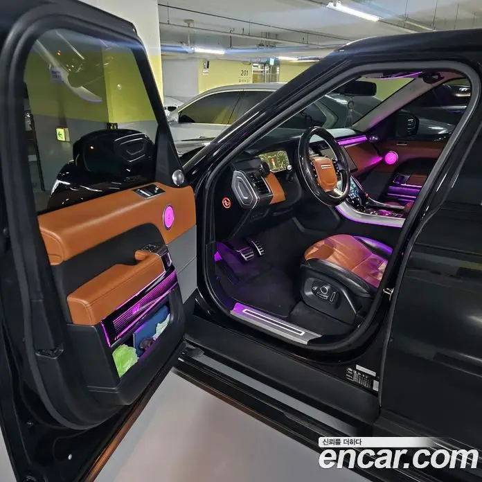 Land Rover Range Rover Sport 2015 3.0 автомат (гидро), фото 17 Land Rover Range Rover Sport 2015 3.0 автомат (гидро), фото 17