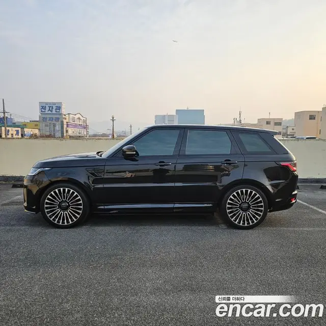 Land Rover Range Rover Sport 2015 3.0 автомат (гидро), миниатюра 6 Land Rover Range Rover Sport 2015 3.0 автомат (гидро), миниатюра 6
