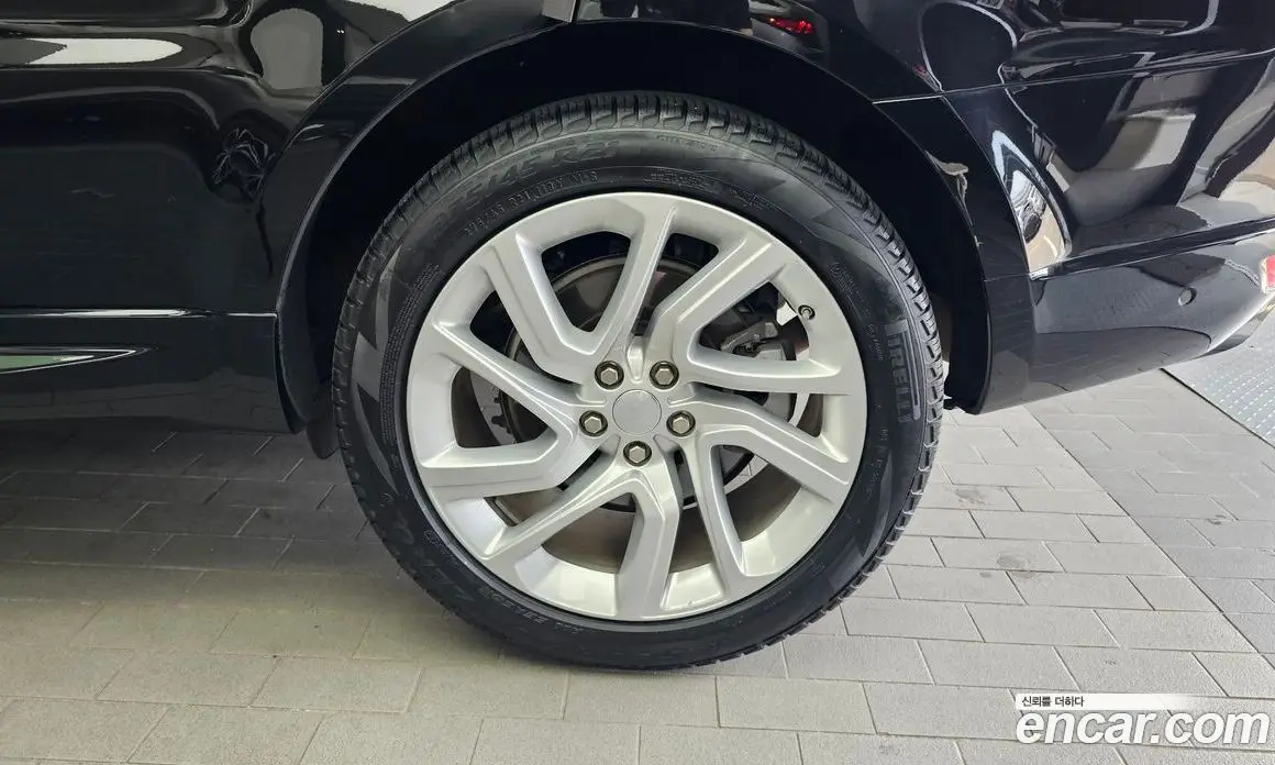 Land Rover Range Rover Sport 2021 3.0 автомат (гидро), фото 7 Land Rover Range Rover Sport 2021 3.0 автомат (гидро), фото 7