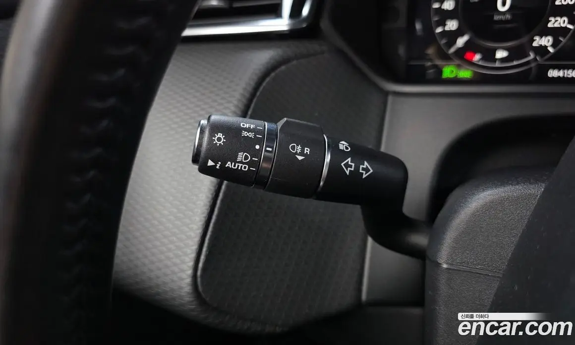 Land Rover Range Rover Velar 2018 2.0 автомат (гидро), фото 30