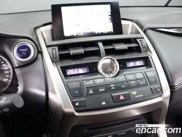 Lexus NX 2017 2.5 автомат (гидро), миниатюра 7 Lexus NX 2017 2.5 автомат (гидро), миниатюра 7