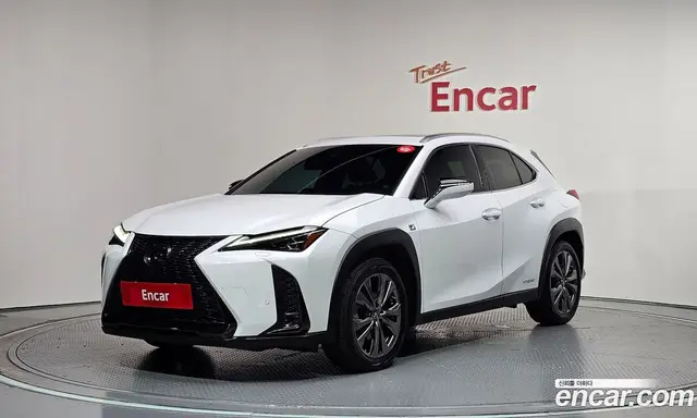 Lexus UX, 2021, 41 632 км Lexus UX, 2021, 41 632 км