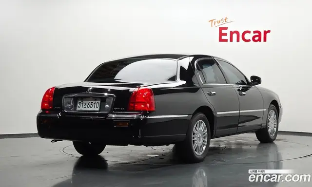 Lincoln Town Car 2007 4.6 автомат (гидро), миниатюра 2