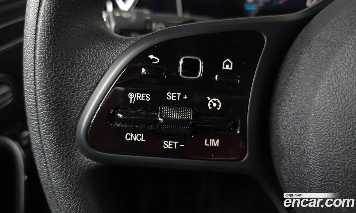 Mercedes-Benz A-Class 2019 2.0 автомат (гидро), фото 20 Mercedes-Benz A-Class 2019 2.0 автомат (гидро), фото 20