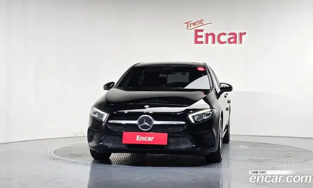Mercedes-Benz A-Class 2019 2.0 автомат (гидро), миниатюра 3 Mercedes-Benz A-Class 2019 2.0 автомат (гидро), миниатюра 3