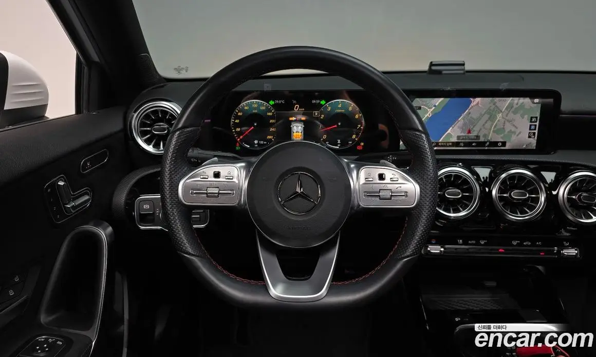 Mercedes-Benz A-Class 2021 2.0 автомат (гидро), фото 19 Mercedes-Benz A-Class 2021 2.0 автомат (гидро), фото 19